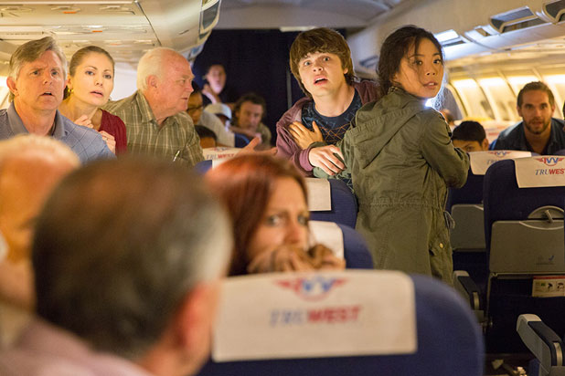 行尸之惧：462航班 Fear the Walking Dead: Flight 462.2015 字幕下载